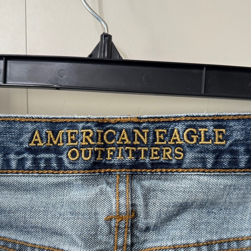 American Eagle Outfitters Original Straight Fit Distressed Blue Jeans - Picture 2 of 7